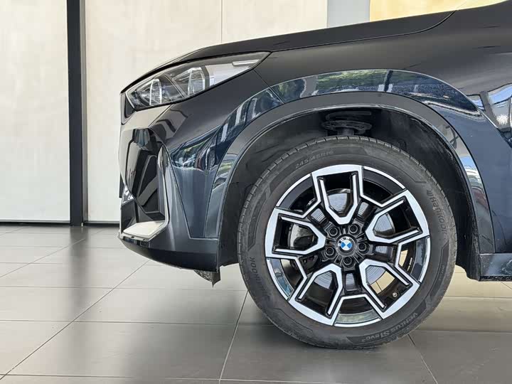 Фото 6 - BMW X1