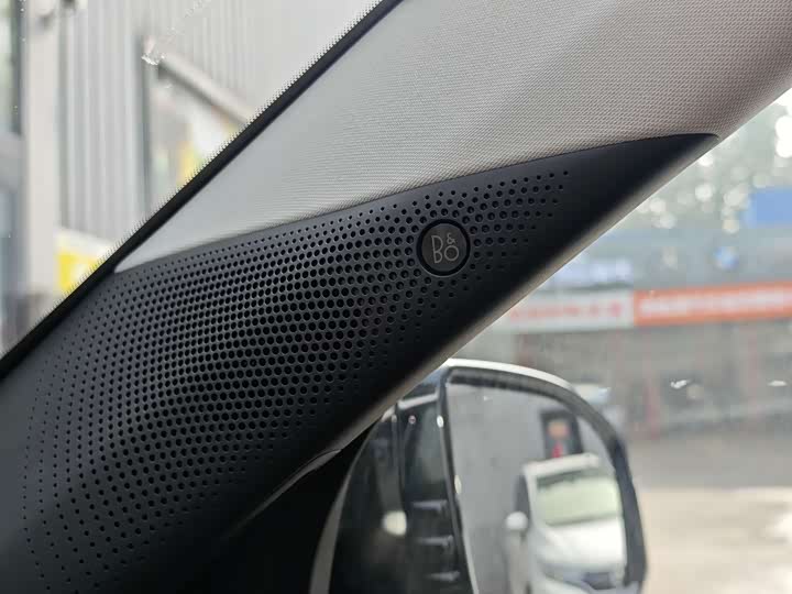 Фото 22 - Ford Edge