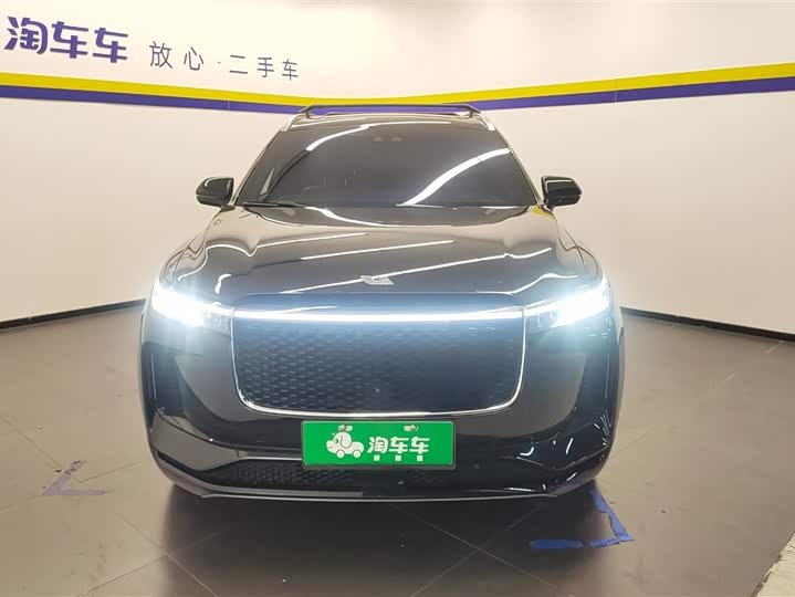 Фото 2 - LiXiang One