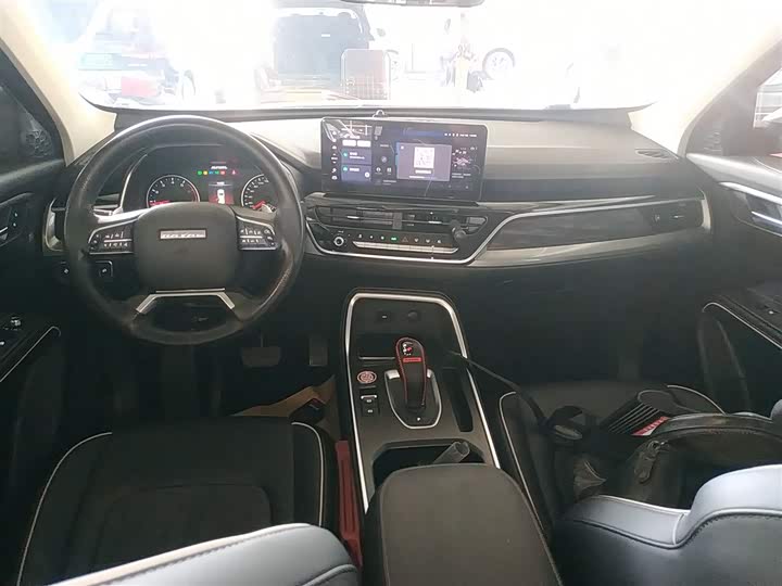 Фото 10 - Haval H6