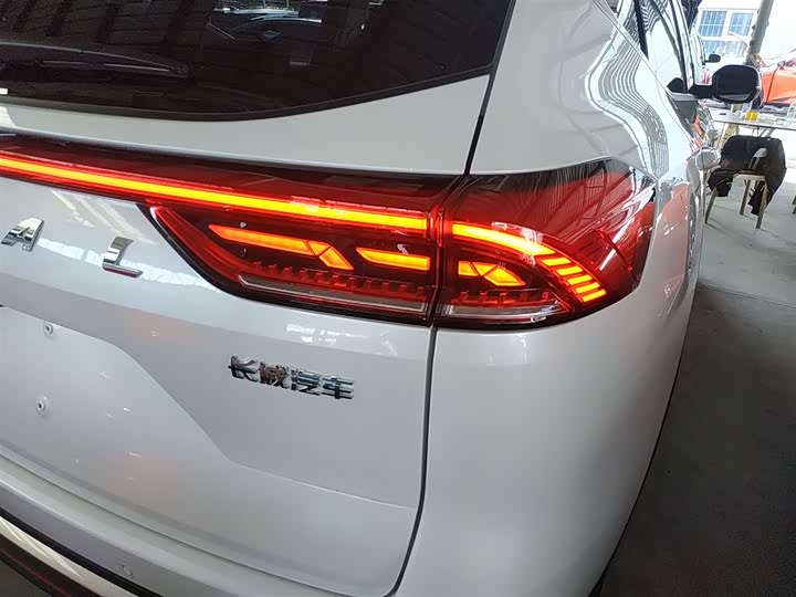 Фото 8 - Haval H6