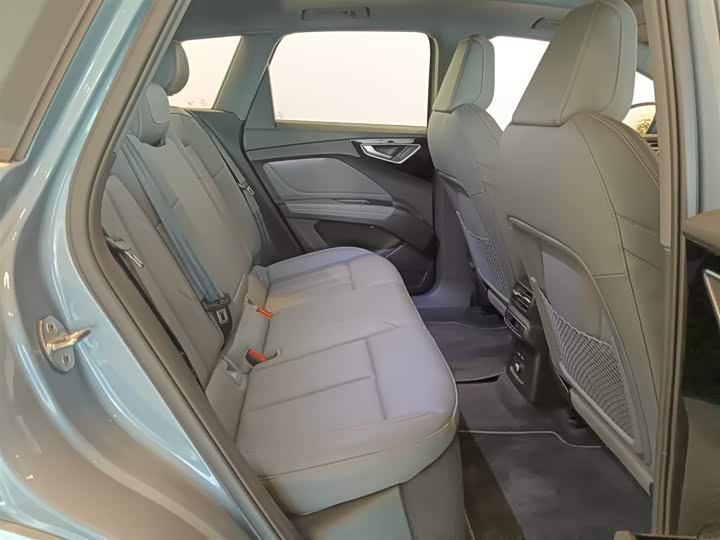 Фото 7 - Audi Q4 e-tron