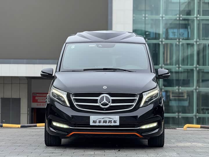 Фото 2 - Mercedes-Benz V-Class