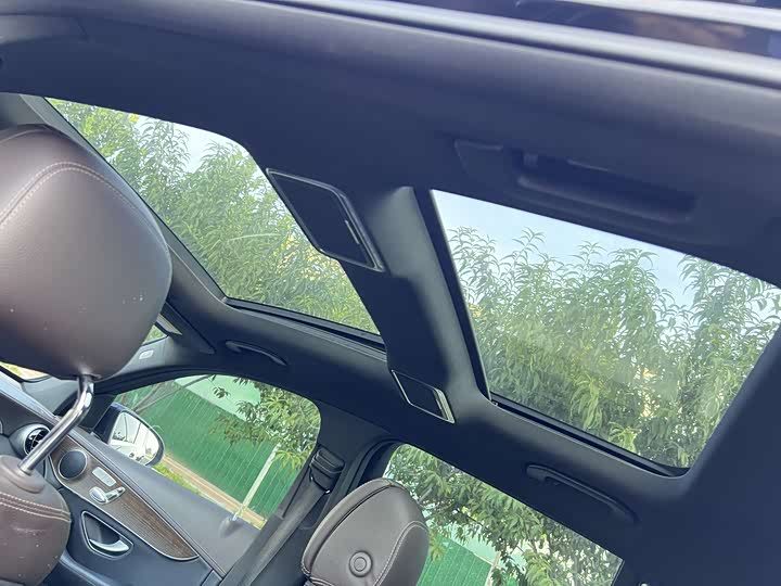 Фото 12 - Mercedes-Benz GLC-Class