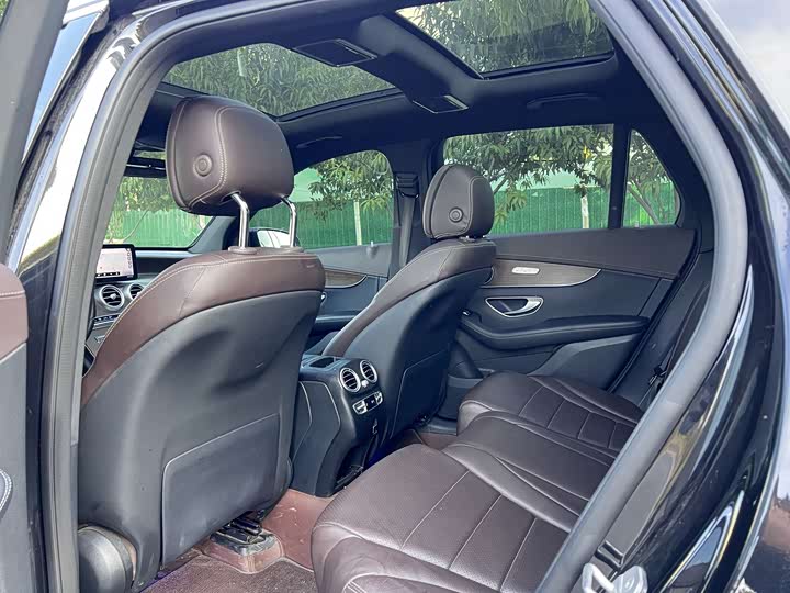 Фото 13 - Mercedes-Benz GLC-Class