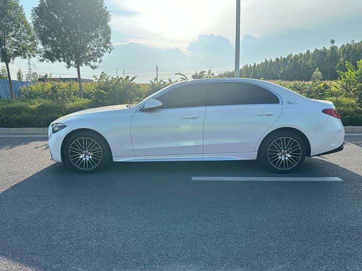 Фото 11 - Mercedes-Benz C-Class