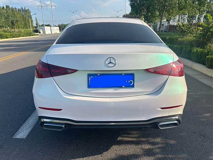 Фото 13 - Mercedes-Benz C-Class