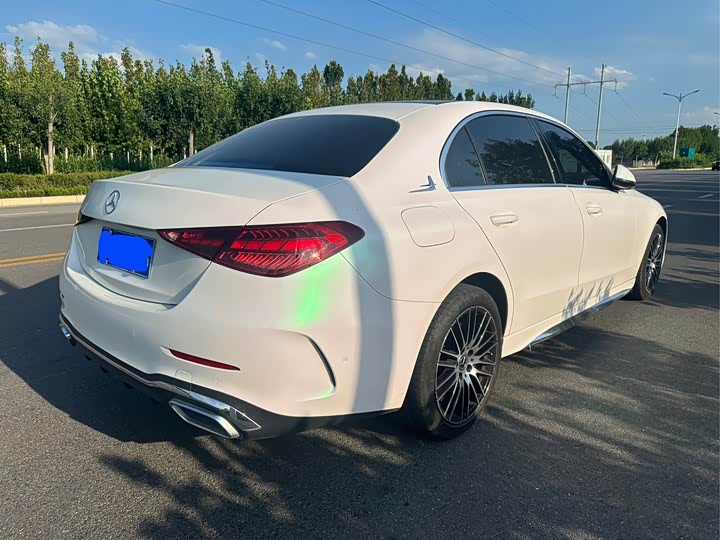 Фото 14 - Mercedes-Benz C-Class