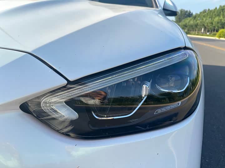 Фото 16 - Mercedes-Benz C-Class