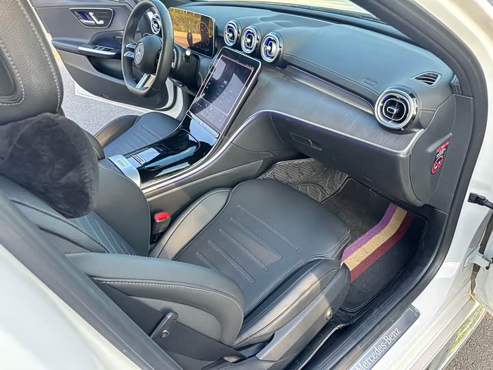 Фото 26 - Mercedes-Benz C-Class