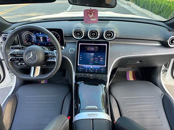 Фото 31 - Mercedes-Benz C-Class