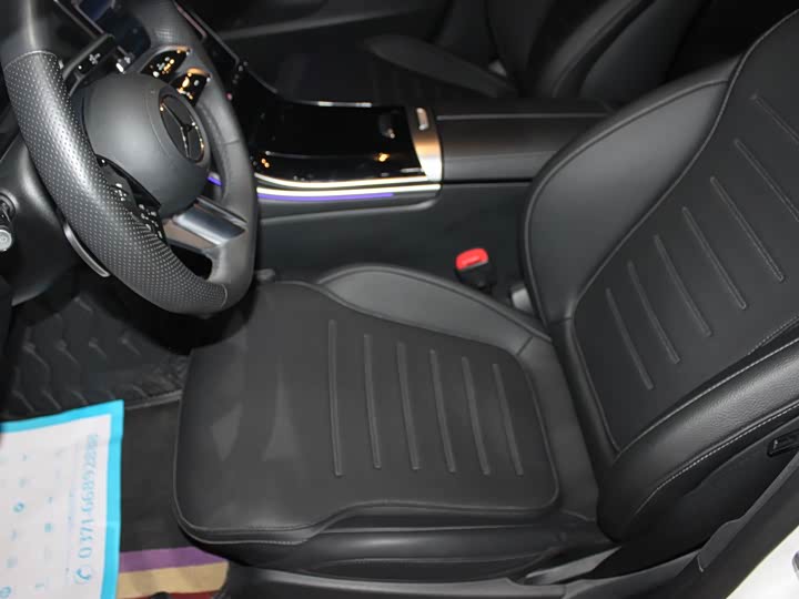 Фото 35 - Mercedes-Benz C-Class