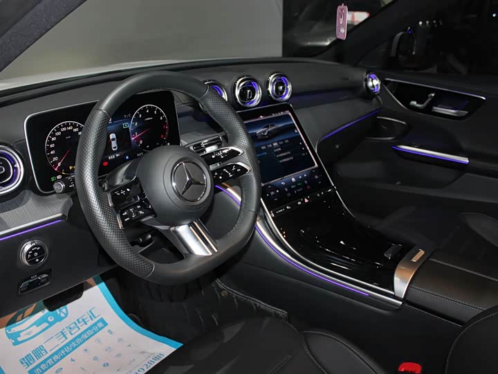 Фото 37 - Mercedes-Benz C-Class