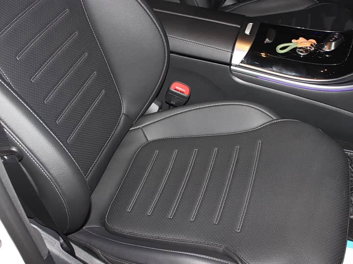 Фото 40 - Mercedes-Benz C-Class