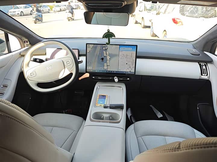 Фото 10 - XPeng F57