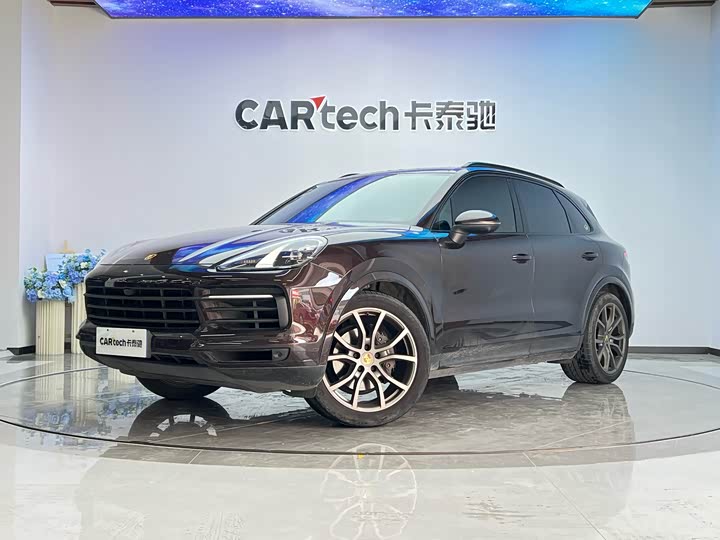 Фото 1 - Porsche Cayenne