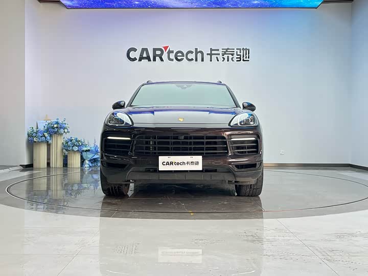 Фото 2 - Porsche Cayenne