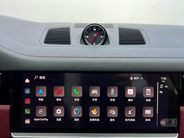 Фото 27 - Porsche Cayenne