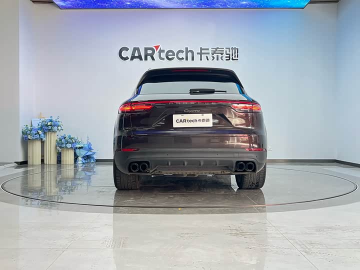 Фото 34 - Porsche Cayenne