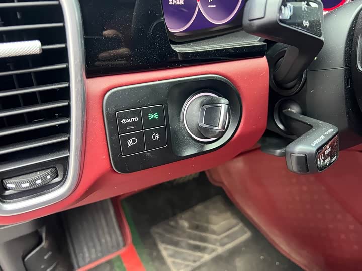 Фото 5 - Porsche Cayenne