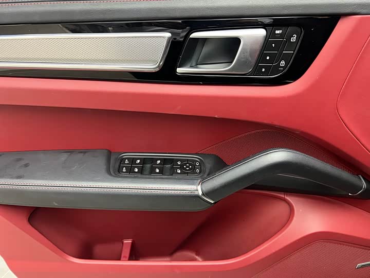 Фото 6 - Porsche Cayenne