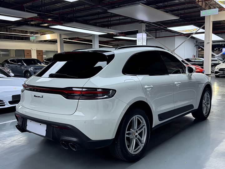 Фото 19 - Porsche Macan