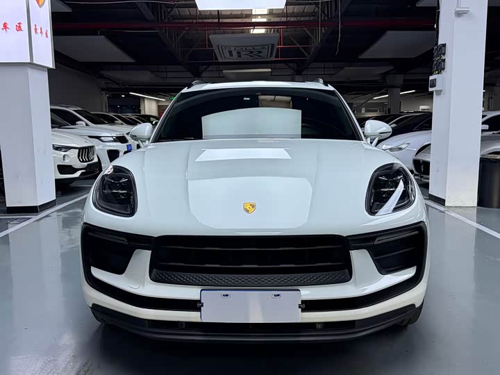 Фото 2 - Porsche Macan