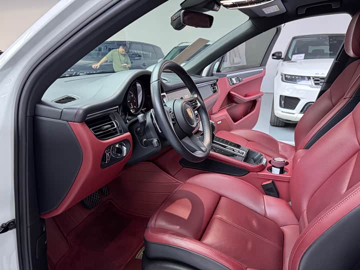 Фото 6 - Porsche Macan