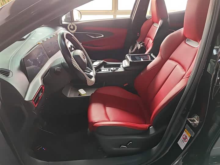 Фото 15 - Changan UNI-T