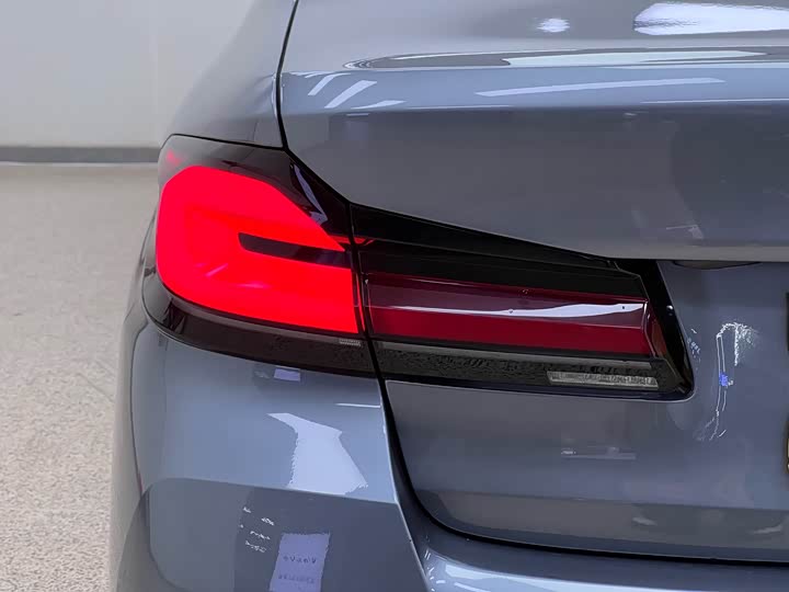 Фото 11 - BMW 5 Series