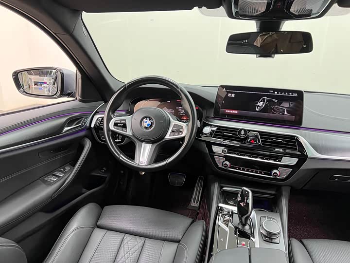 Фото 20 - BMW 5 Series