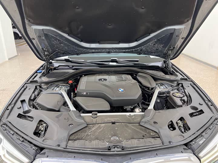 Фото 30 - BMW 5 Series