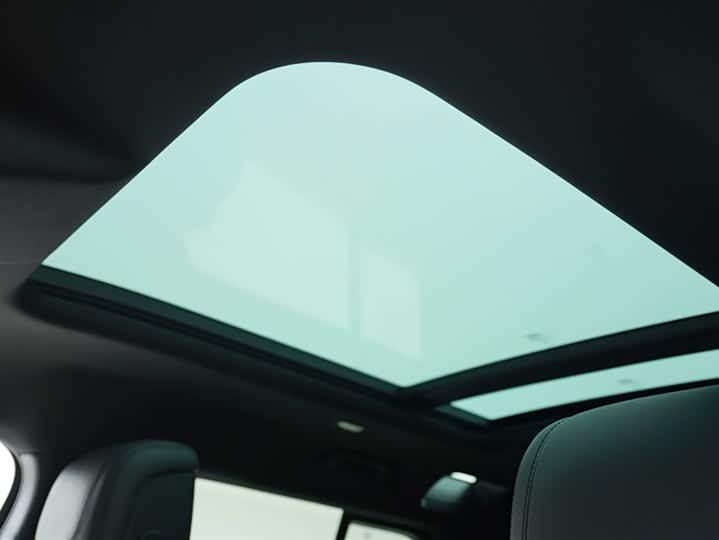 Фото 11 - Land Rover Defender