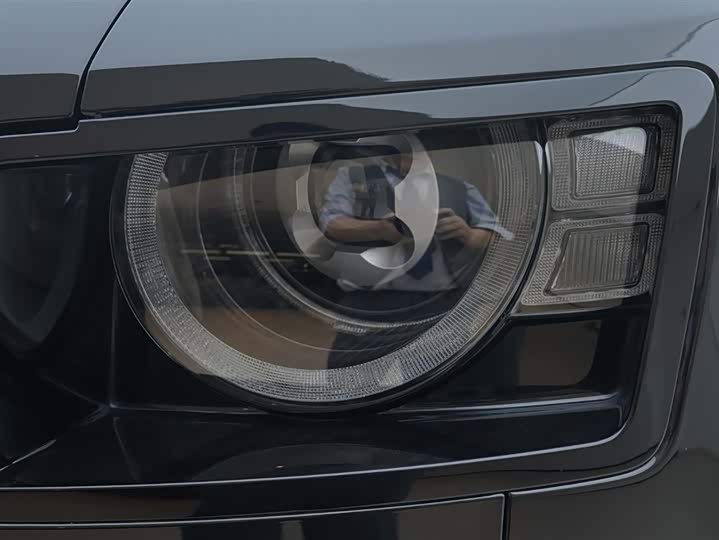 Фото 14 - Land Rover Defender