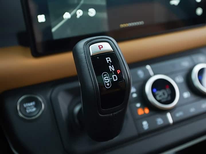 Фото 8 - Land Rover Defender