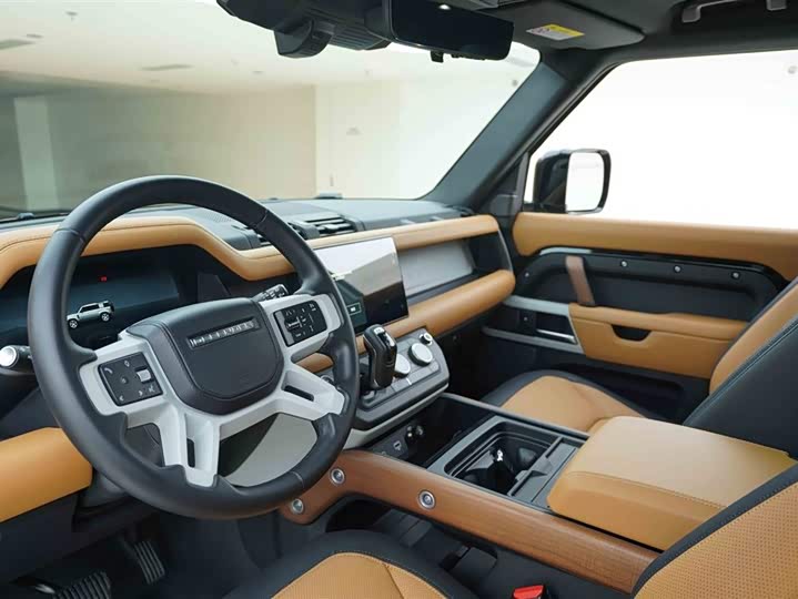 Фото 9 - Land Rover Defender