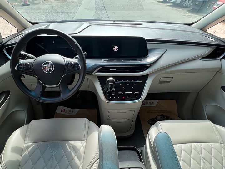 Фото 6 - Buick GL8 ES