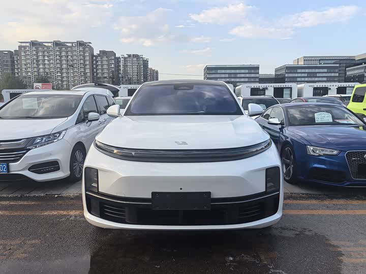 Фото 2 - LiXiang L7