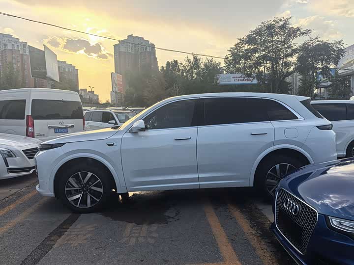 Фото 3 - LiXiang L7