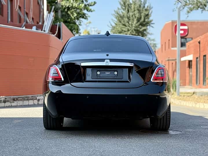 Фото 8 - Rolls-Royce Ghost