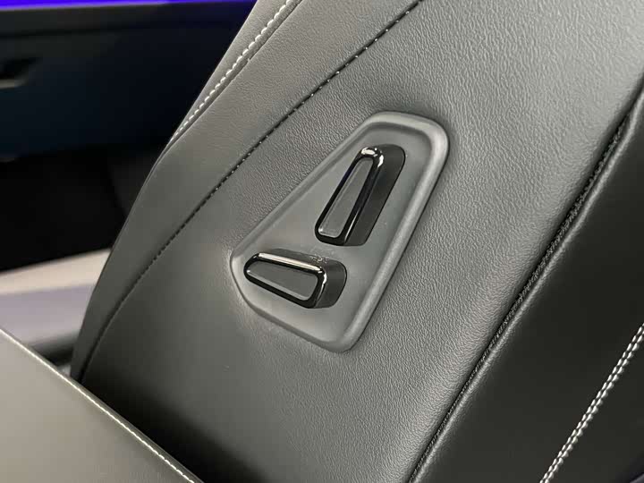 Фото 16 - Volkswagen Magotan