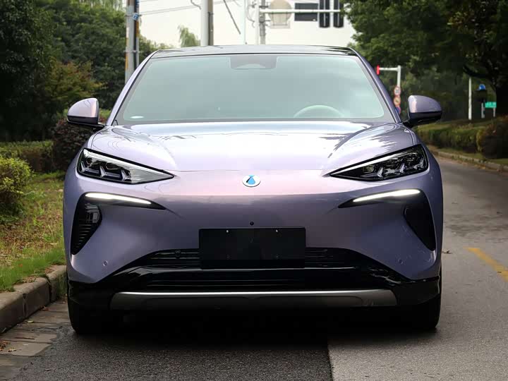 Фото 2 - Denza N7