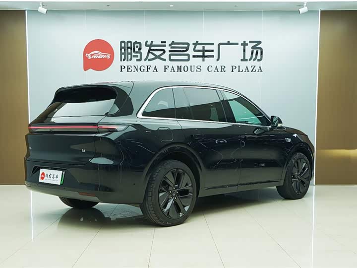 Фото 17 - LiXiang L6