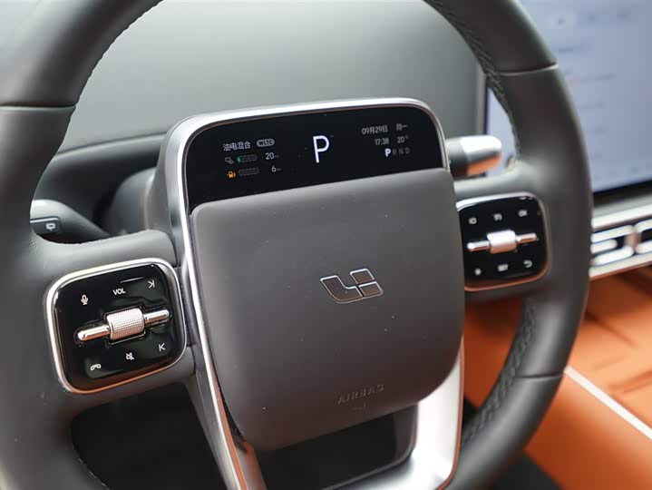 Фото 6 - LiXiang L6