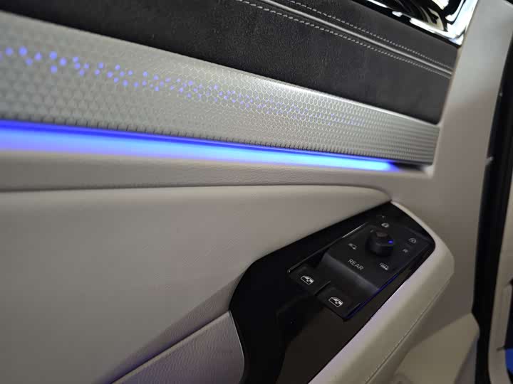 Фото 19 - Volkswagen ID.7 Vizzion