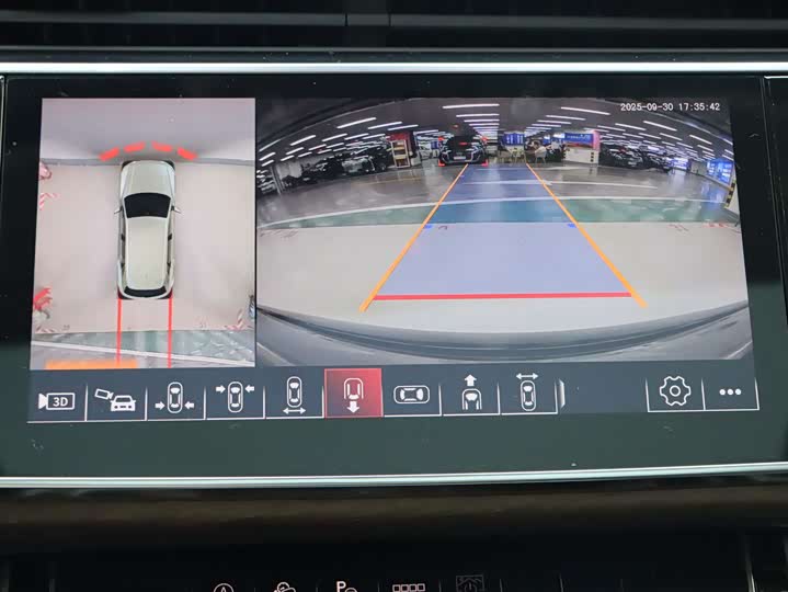 Фото 9 - Audi Q7