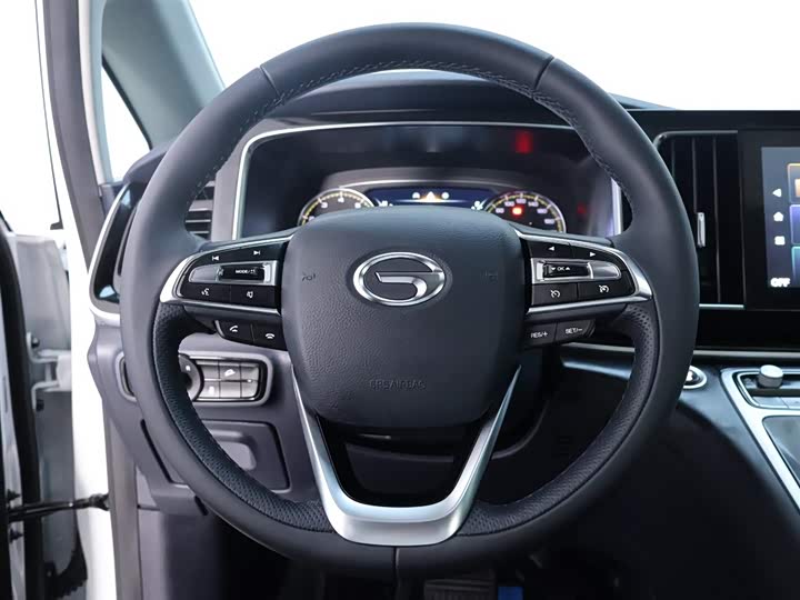 Фото 16 - GAC Trumpchi M8