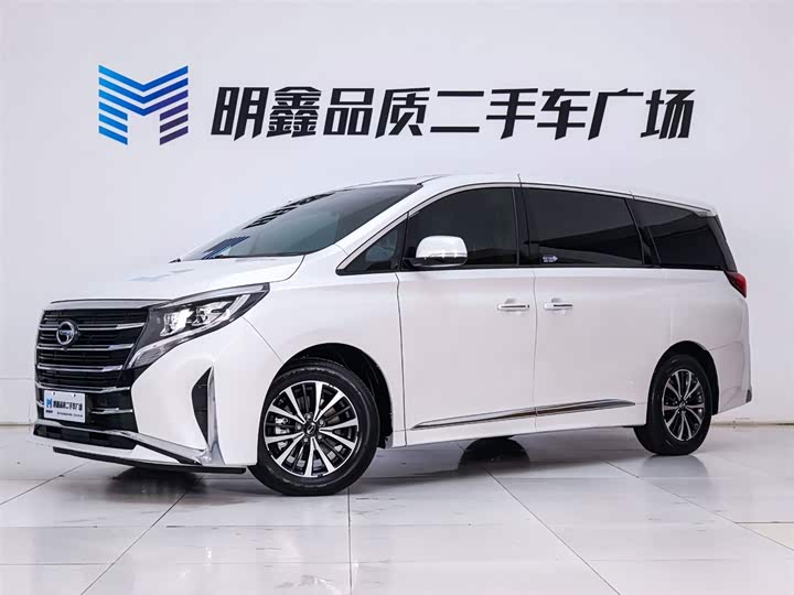Фото 2 - GAC Trumpchi M8