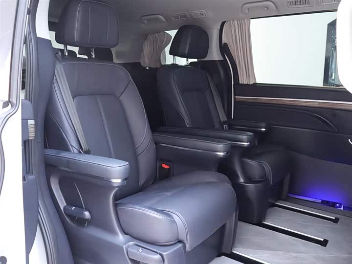 Фото 21 - GAC Trumpchi M8