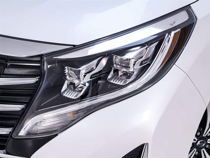 Фото 4 - GAC Trumpchi M8